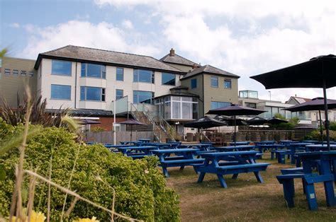 Osborne View Pub, Fareham | Beachside Bar & Restaurant