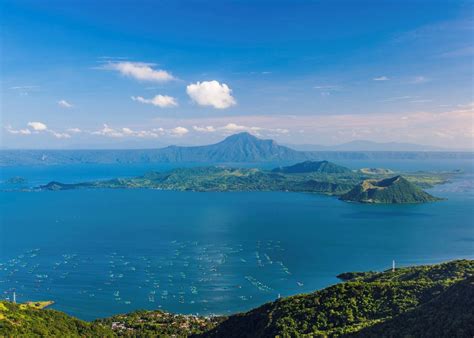 Full day tour to Taal Lake & Taal Volcano | Audley Travel