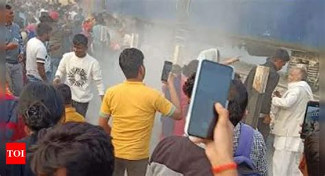 UP: Faulty brake causes smoke in Kanpur Anwarganj-Kasganj Express ...