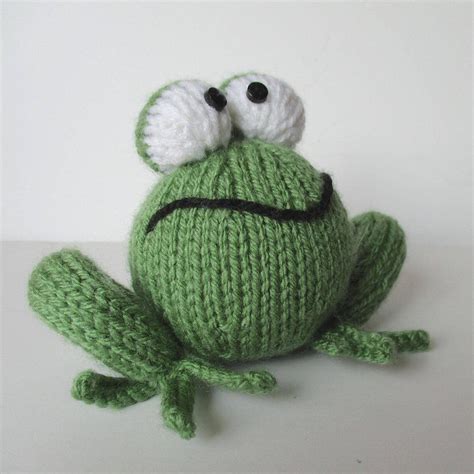 Lucky Toy Knit Frog Pattern - Knitting News