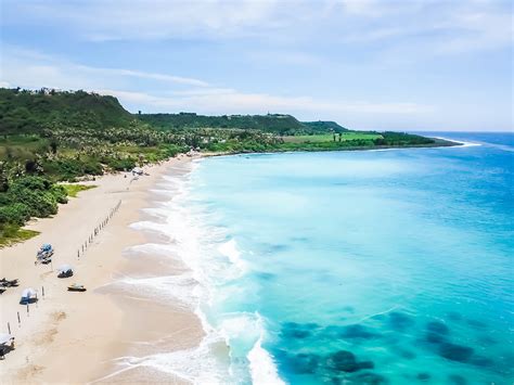 5 Beautiful Beaches to Visit in Kenting - A Glimpse into Taiwan’s Tropical Paradise - Alexis ...