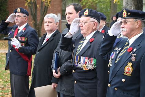 Poppy campaign begins; you could march for a veteran (3 photos) - Sault Ste. Marie News