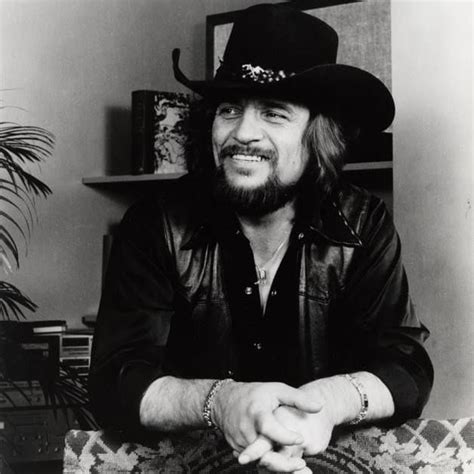 Waylon Jennings Songs: A List of 20 of the Best | Holler