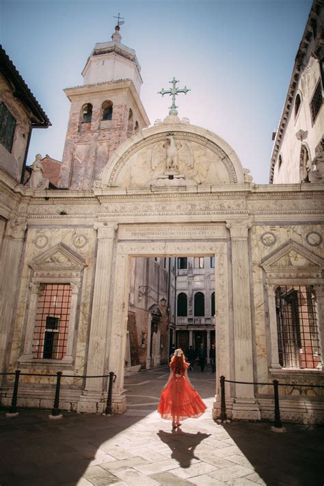 Rose Tinted Venice - A Clothes Horse