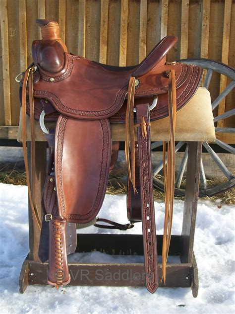 VR Saddlery: Custom western saddle