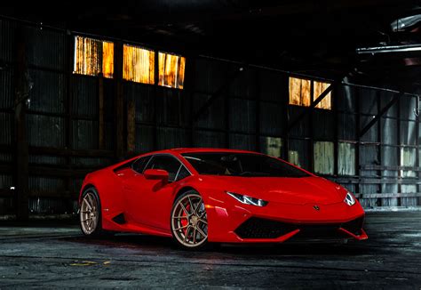 Lamborghini Wheels | Custom Rim and Tire Packages