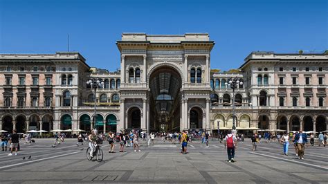 Piazza del Duomo – Milan, Lombardy | ITALYscapes