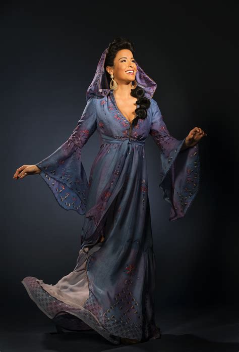 UPDATED: Look at the Aladdin Broadway Performers in Full Costume ...