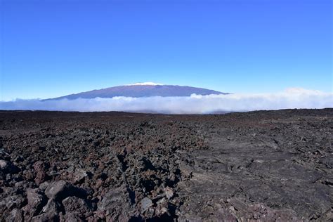 Mauna Kea from the lava fields of Mauna Loa | Mauna Kea is t… | Flickr