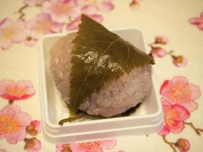 Eatable Cherry Blossoms! - Sakura Mochi, the Traditional Japanese ...