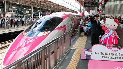 All aboard Hello Kitty: Pink bullet train debuts in Japan | CTV News