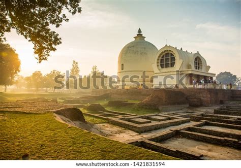 Parinirvana Stupa Temple Kushinagar India Buddhist Stock Photo (Edit ...