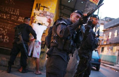 Woman is mugged on camera during TV interview about crime in Rio de Janeiro.