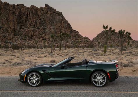 2014 Chevrolet Corvette C7 Stingray Convertible Review & Pictures