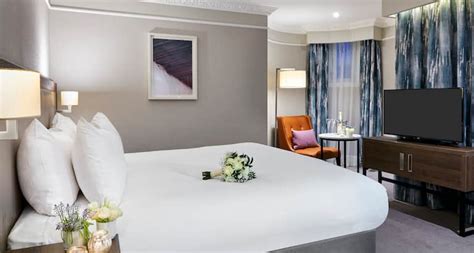 Hilton Edinburgh Carlton - Edinburgh City Centre Hotels