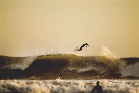 Ventura Surf Spots | A Guide to Surf In Ventura