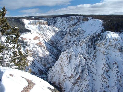 Canyon-Winter | Yellowstone National Park Lodges