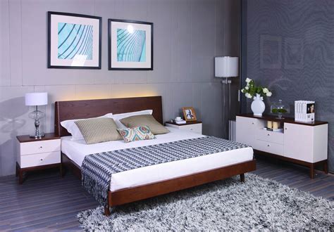 Solid Wood And White Lacquer Bedroom Furniture With LED Light - Kinwai International Furniture ...