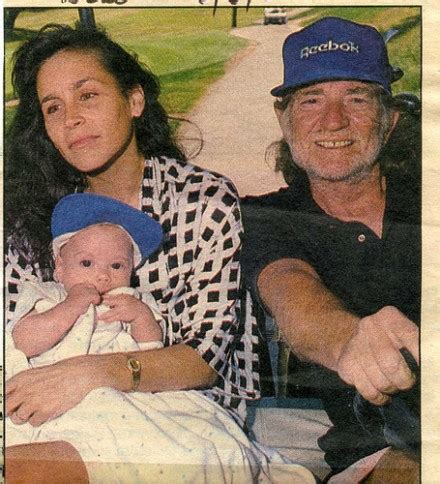 Willie Nelson and Wife Annie D'Angelo Ring in 25th Wedding Anniversary