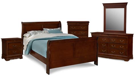 Neo Classic 7-Piece Bedroom Set with Chest, Nightstand, Dresser and Mirror | Value City ...