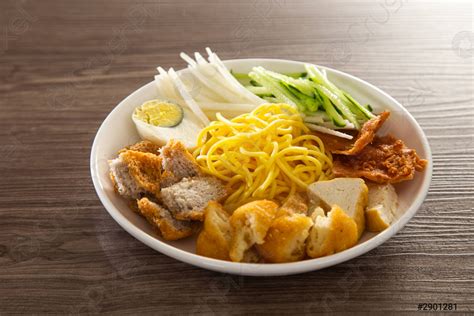 Mee Rojak is Malaysia Indian food of noodle with peanut - stock photo 2901281 | Crushpixel