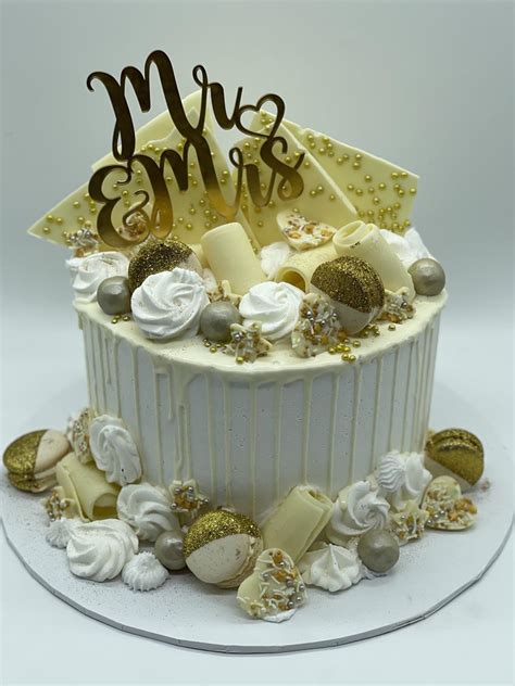 White Sparkle Celebration Cake - Euro Patisserie