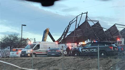 Boise, Idaho, building collapse: 3 killed and 9 injured in hangar ...