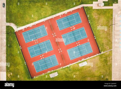 An aerial view of a tennis court Stock Photo - Alamy