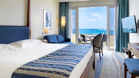 Alexander The Great Beach Hotel Paphos: Beachfront 4-Star Hotel