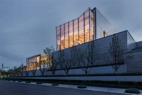 Yuanlu Community Center / Challenge Design | ArchDaily