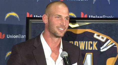 Nick Hardwick retires from NFL to begin broadcast career | FOX 5 San Diego