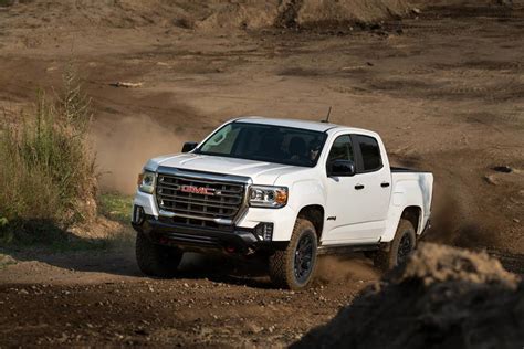 2021 GMC Canyon AT4 Images - conceptcarz.com