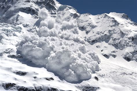 The Deadliest Avalanches in History: Natural Disaster Tragedies ...