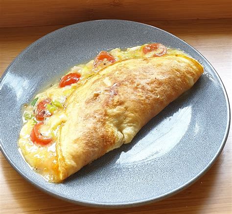 Cheese and Tomato Omelette - Feed Your Family for £20 a week