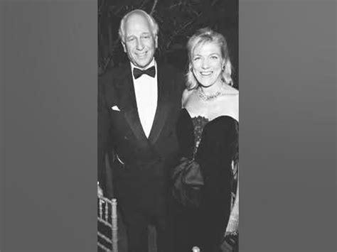 Sir Evelyn de Rothschild and his wife Lynn Forester de Rothschild - YouTube