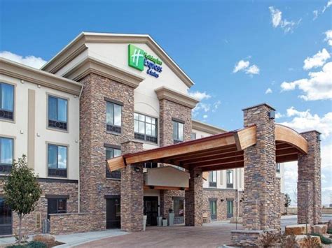 Holiday Inn Express Hotel & Suites Loveland in Loveland (CO) - Room Deals, Photos & Reviews