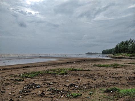 Unexpected Visit to the Kelva Beach, Konkan Maharashtra [Photos] | Maproute Travel Blog