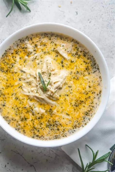 Creamy Garlic Chicken Soup [Recipe] - KETOGASM