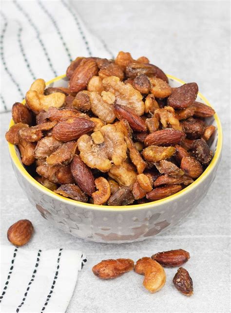 Honey Roasted Mixed Nuts - Recipe Tale