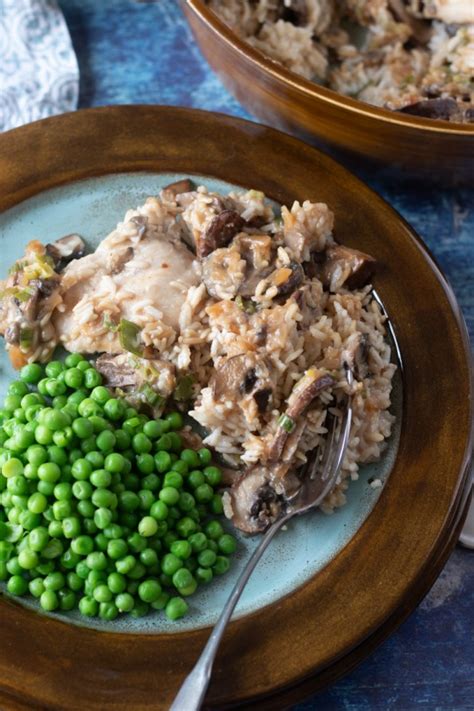 Chicken and Mushroom Casserole - whattomunch.com