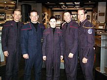 Star Trek uniforms - Wikipedia