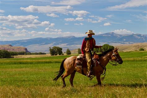 Wyoming Dude Ranch rated one of the World's Best Ranches