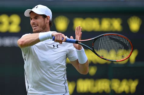 Wimbledon 2016: Andy Murray outclasses Liam Broady to reach second round