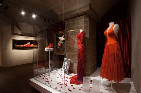 Marilyn-Monroe-Dresses-Exhibition-Salvatore-Ferragamo-Museum - Viste la Calle