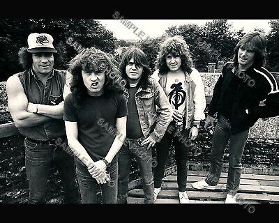 ACDC AC/DC 1970s ROCK MUSIC 8 X 10 PHOTO MALCOLM ANGUS YOUNG HIGH ...