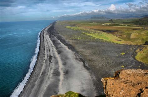 Black beach, Iceland : r/pic