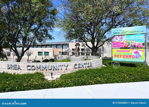 BREA, CALIFORNIA - 28 MAR 2023: Sign and Quintessence Sculpture at the ...