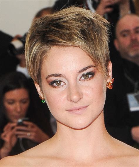 Shailene Woodley Short Straight Casual Hairstyle - Dark Blonde Hair ...