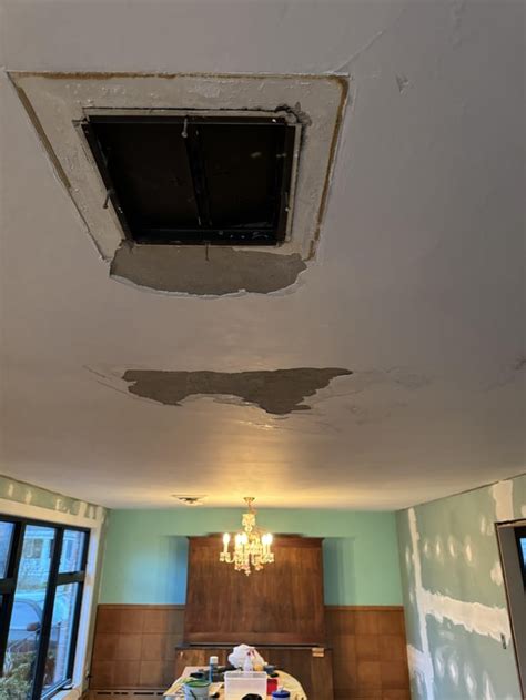 Calcimine ceiling repair advice : r/Plastering