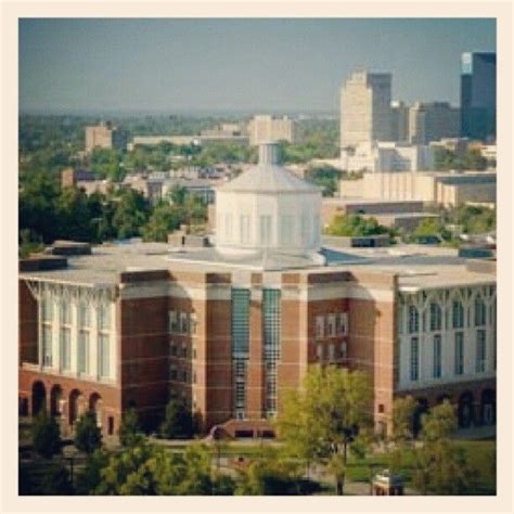 Campus of the day: University of Kentucky! | University of kentucky ...